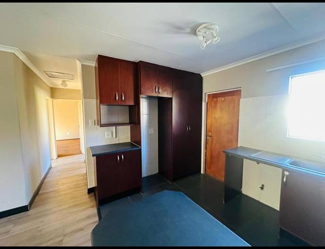 3 BEDROOM HOUSE FOR SALE IN ALBEMARLE